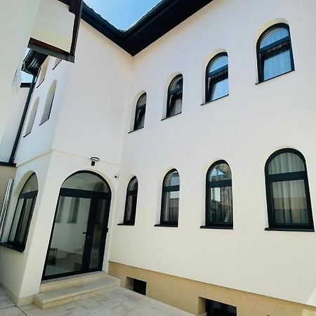 Miss Saray Apartment Sarajevo Luaran gambar